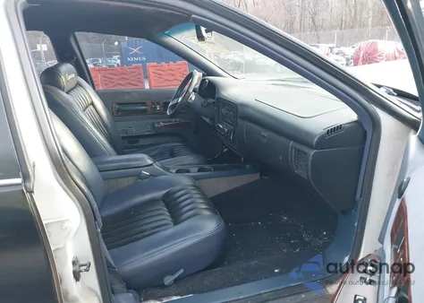 1996 Chevrolet Caprice Classic z USA, uszkodzony, nr VIN 1G1BL52W1TR102284